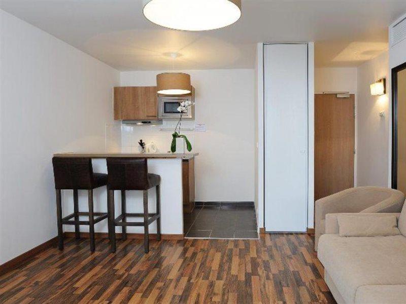 Residhome Asnieres Εξωτερικό φωτογραφία