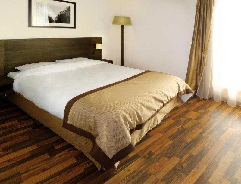 Residhome Asnieres Εξωτερικό φωτογραφία