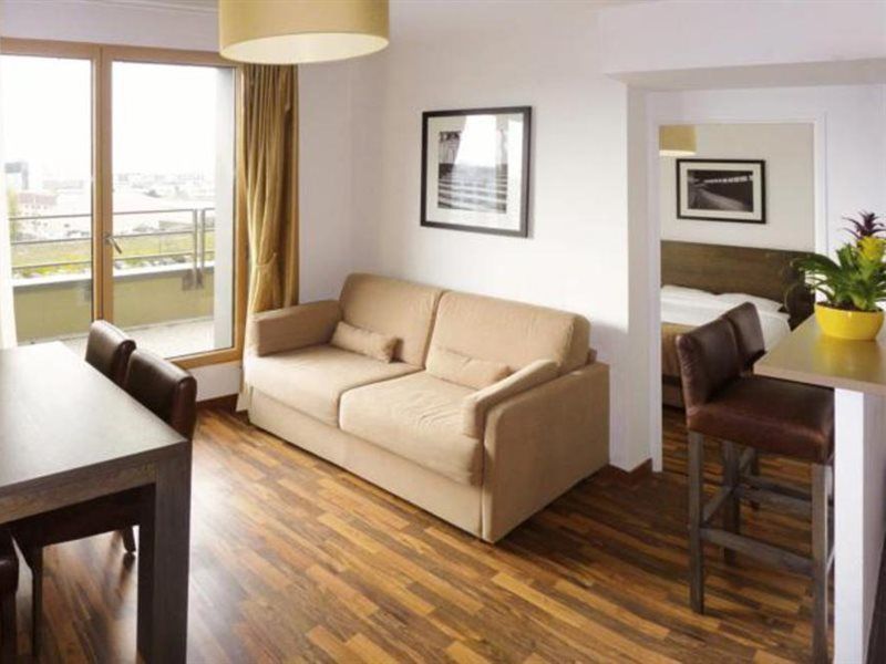 Residhome Asnieres Εξωτερικό φωτογραφία